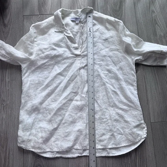 Uniqlo White Linen V-Neck Short Sleeve Top - Picture 5 of 7